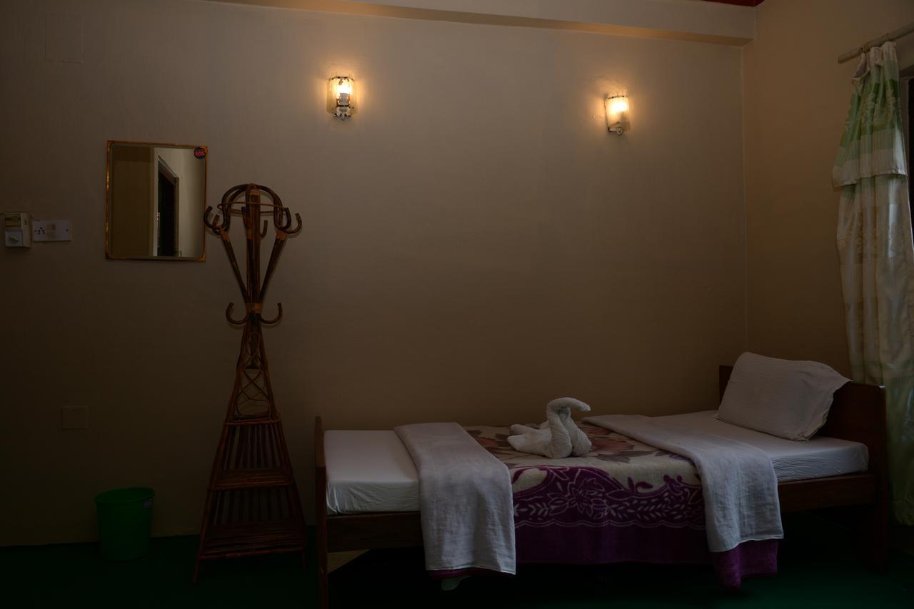 Nepali Cottage Guest House Pokhara Buitenkant foto
