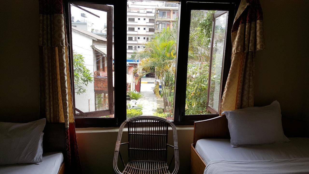 Nepali Cottage Guest House Pokhara Buitenkant foto