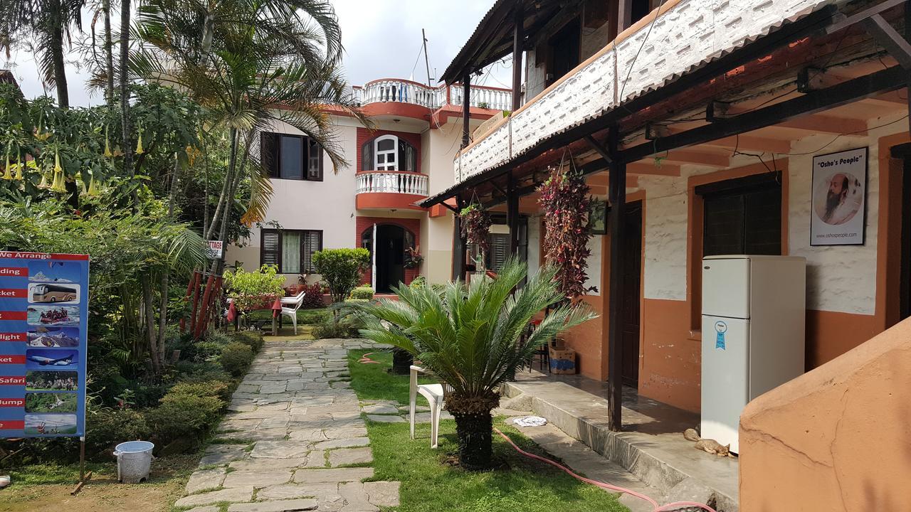 Nepali Cottage Guest House Pokhara Buitenkant foto